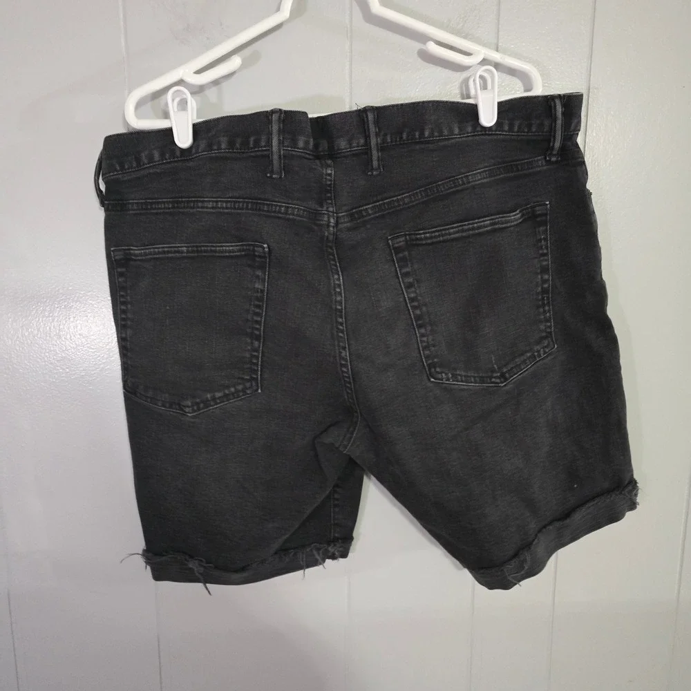 Gap Denim Shorts Mens 38 Black Raw‎ Hem Frayed Casual Jean Shorts
